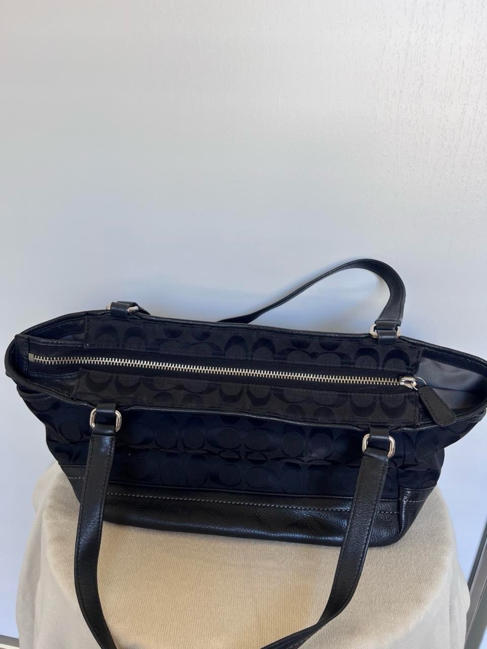 Coach Black Signature Carrie Jacquard Shoulder Tote - Picture 4 of 6